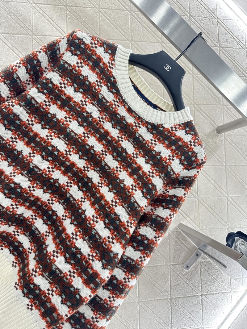 l0vis Vvtt0n sweaters